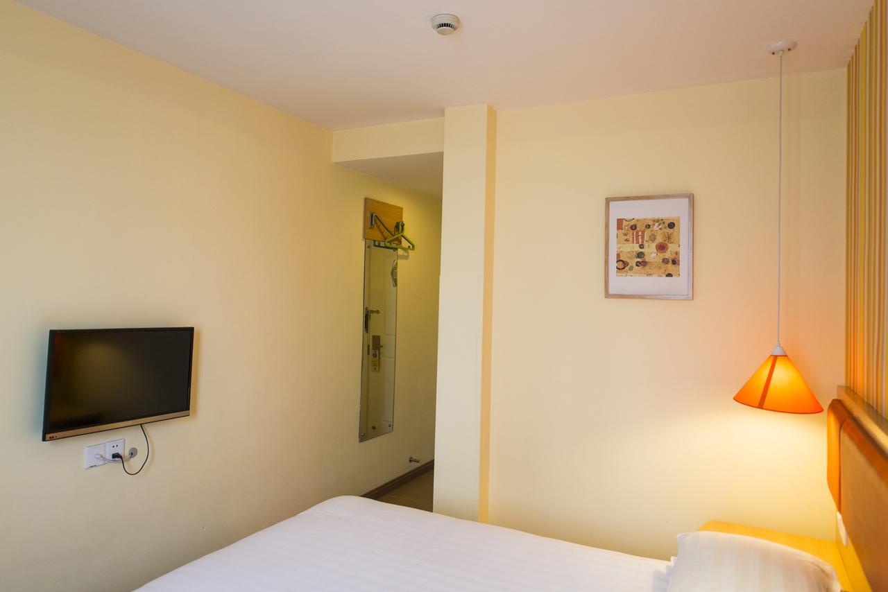 Home Inn Guangzhou Zhujiang New City Exteriör bild